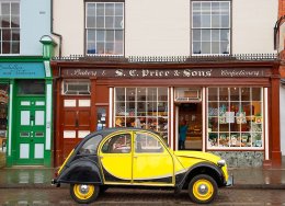 CITROEN CV PARKED OUTSIDE THE BAKERS AT LUDLOW