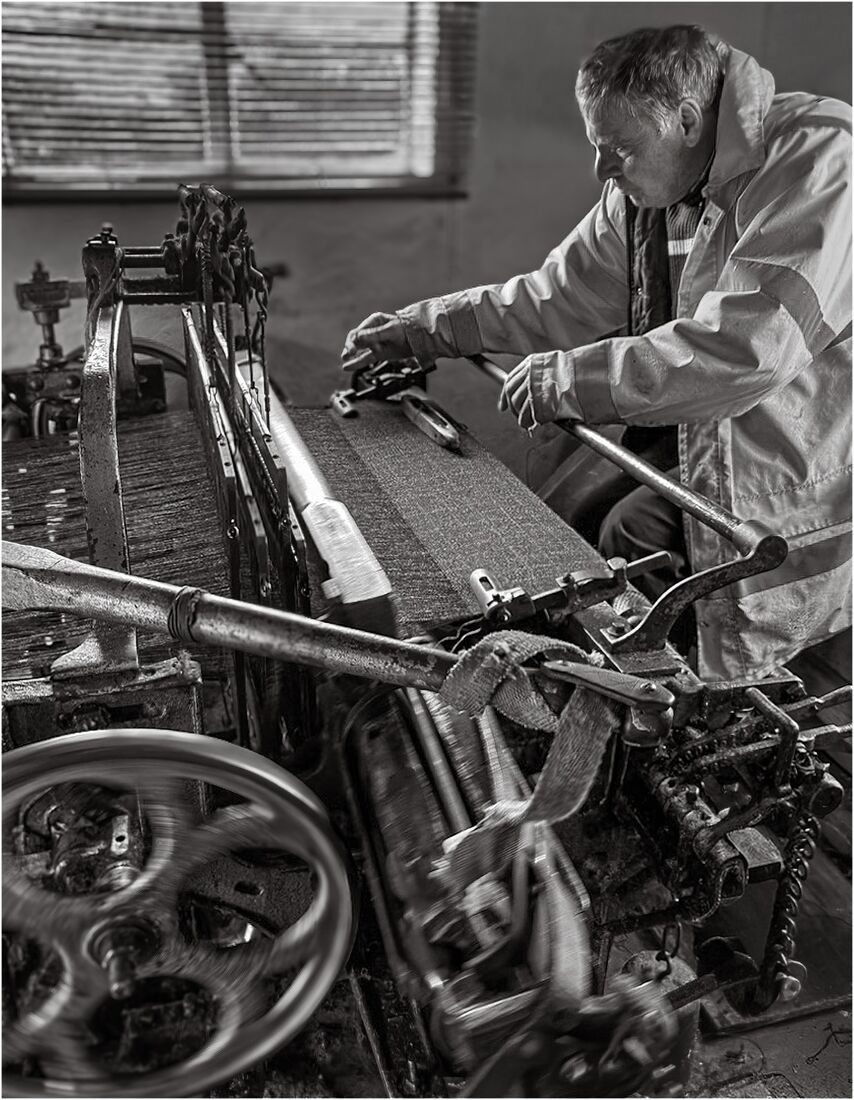 Harris Tweed Weaving  RS