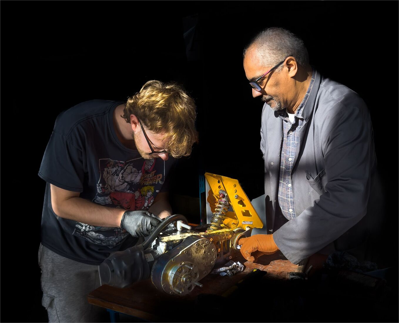 Many Hands make Light Work