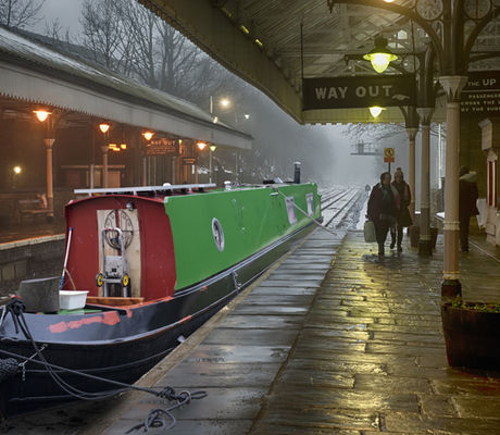 Narrow Boat at Station 2