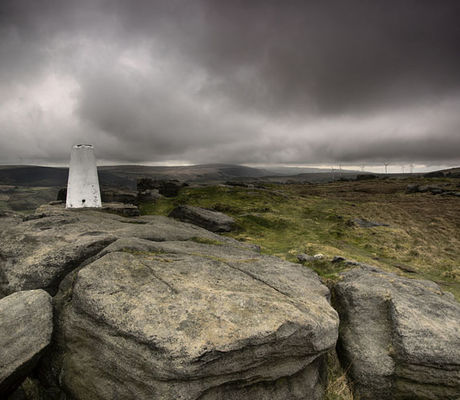 Rain at the Bridestones