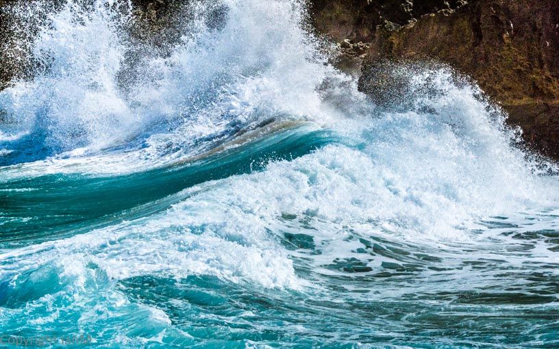 Breaking Waves (2)