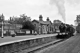 43924 arrives at Oakworth on 23rd September