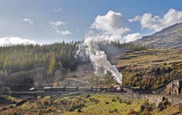 Climbing towards Campbells Platform