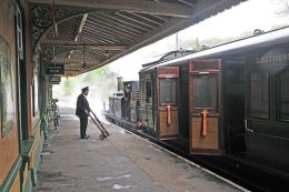 Awaiting departure frm Haywards Heath