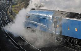 Leaving the shed at Bridgnorth.
