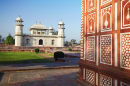 Itimad-ud-Daulah, Agra