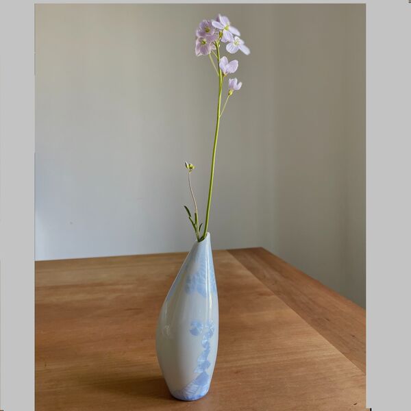 "Freely III" silver blue, right side Vase3-1
