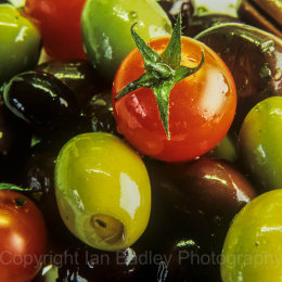 Olives and tomato
