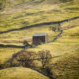 Stone barn and walls inYorkshire, England