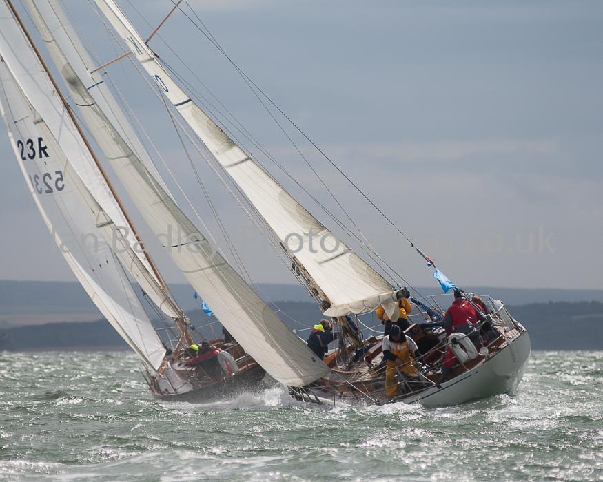 Classic yachts chasing