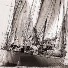 Classic yacht Eleonora from astern