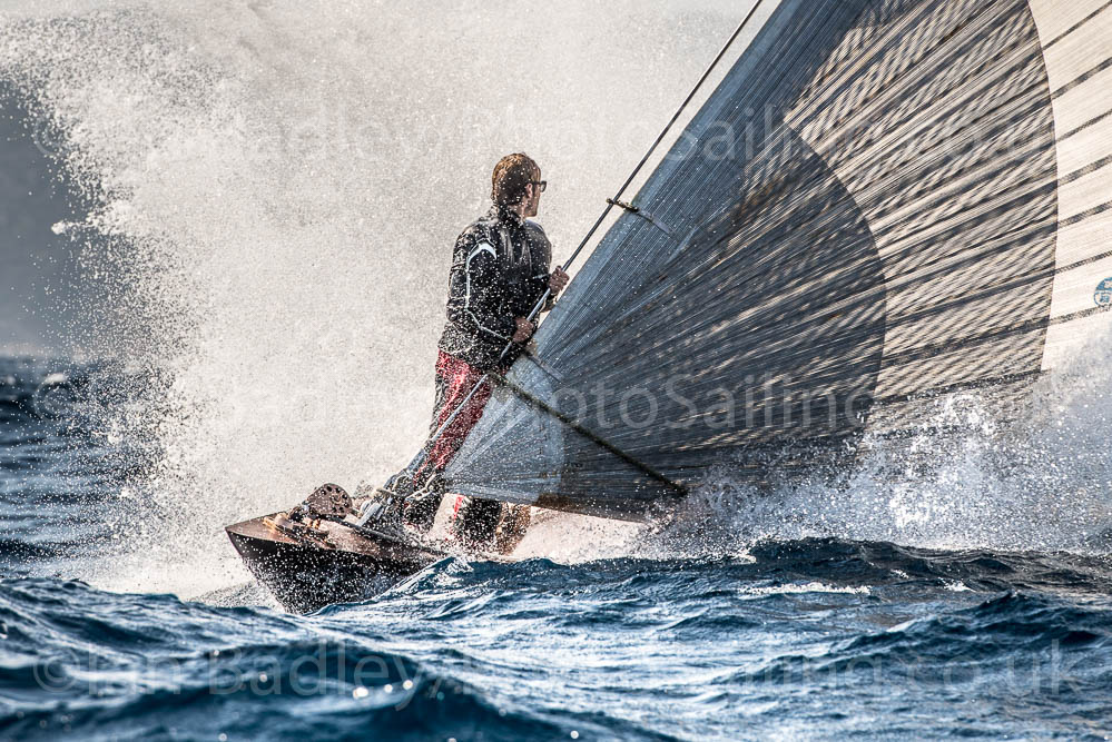 NEW - J Class yachtsShamrock V