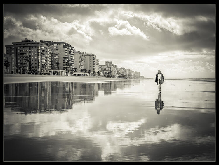 Christian Beasley Walking on a Beach M6 L IWPS
