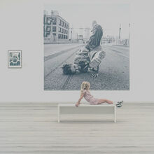 Fred Dawson Girl in a gallery M5 O iwps