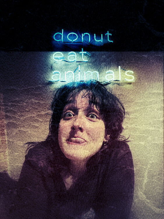 Stacey Hughes donut eat animals P IWPS