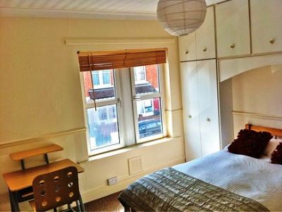 Loughborough-4-bed-23-curzon-bedroom-1