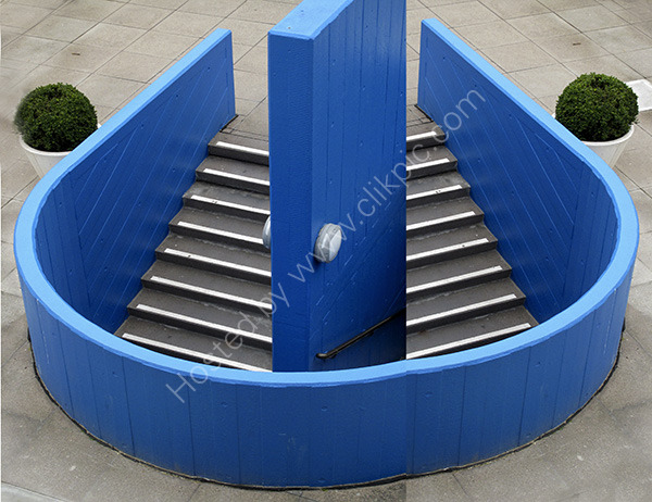 Blue_Stairwell_3021