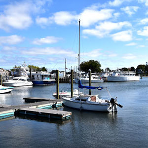 Hyannis Harbour