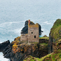 Crowns Mine buildings