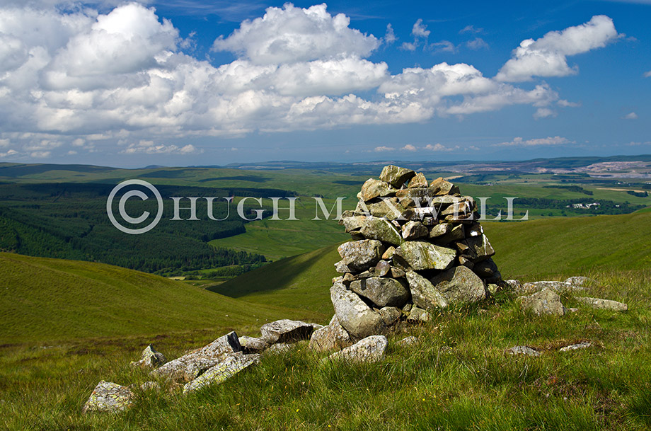 Quintin Knowe Cairn