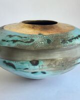 Blue porcelain smoke-fired pot.