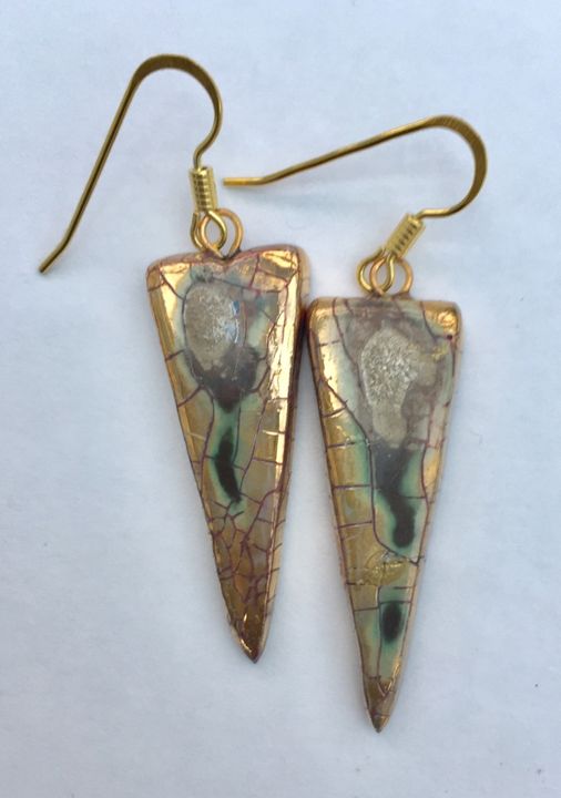 Triangle ceramic drop earrings with gold lustre.