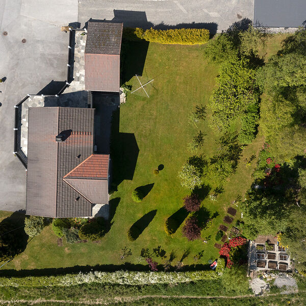 Hele eiendommen fra luften