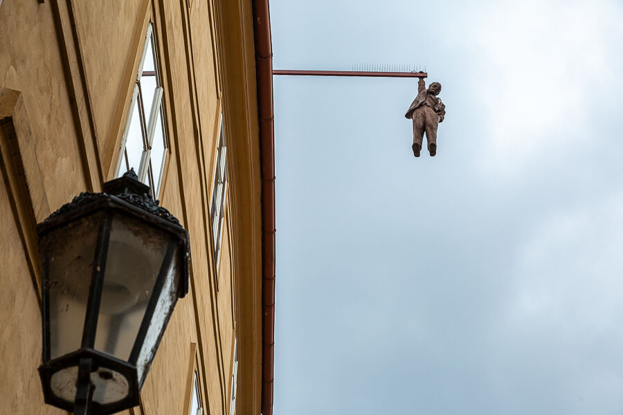 'Man Hanging Out', Sigmund Freud.
