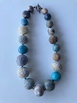 large bead necklace L2