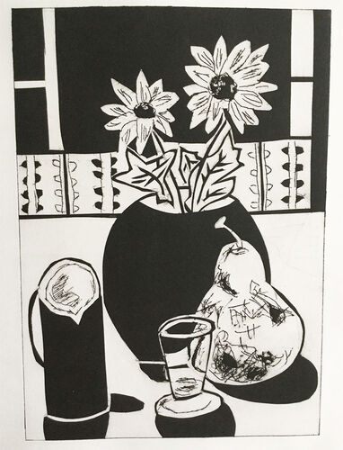 Still life arrangement b:w