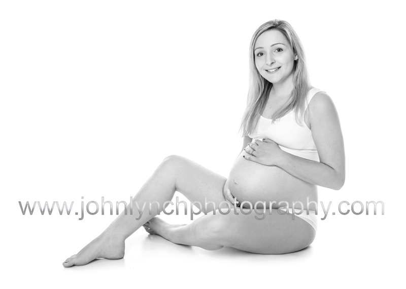 PREGNANCY PHOTOGRAPHY ASHFORD KENT