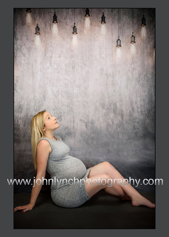 PREGNANCY & FAMILY PHOTOGRAPHER ASHFORD KENT