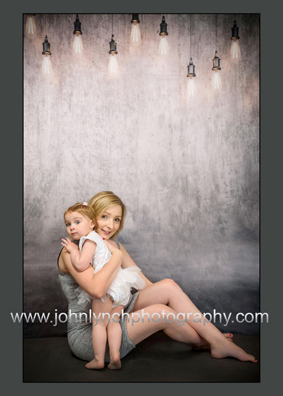 PREGNANCY & FAMILY PHOTOGRAPHER ASHFORD KENT