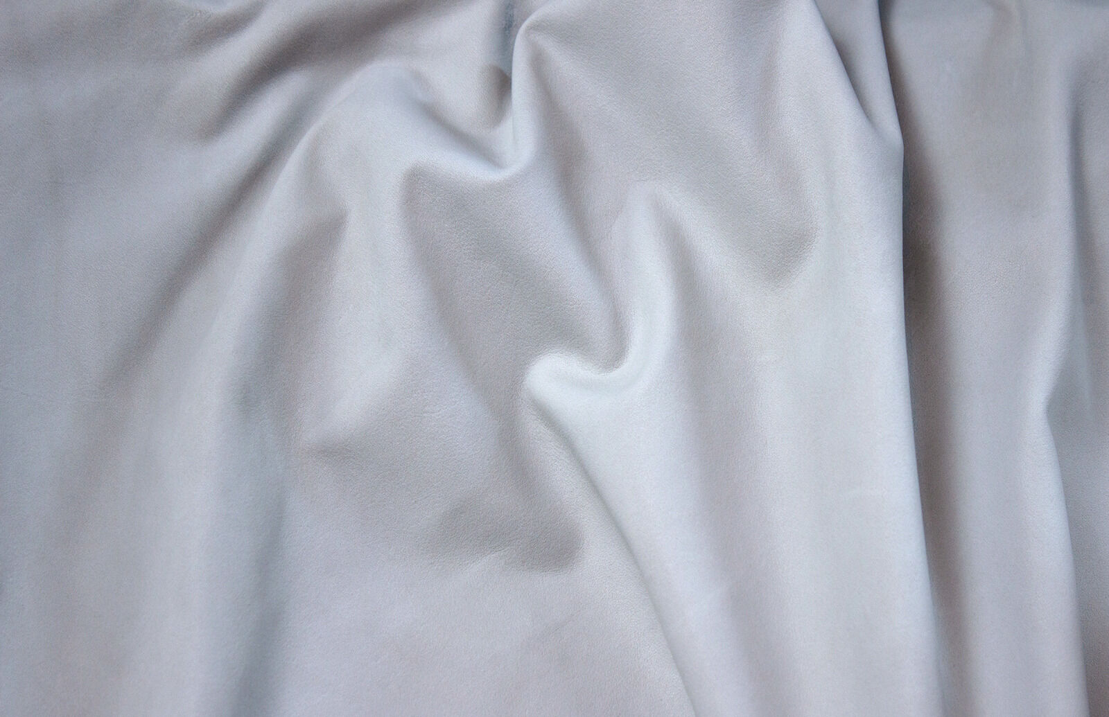 Orthopaedic leather in pearl