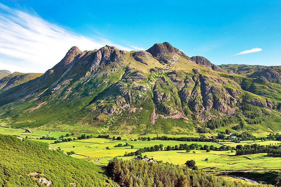 Langdale Pikes from Pike o'Blisco