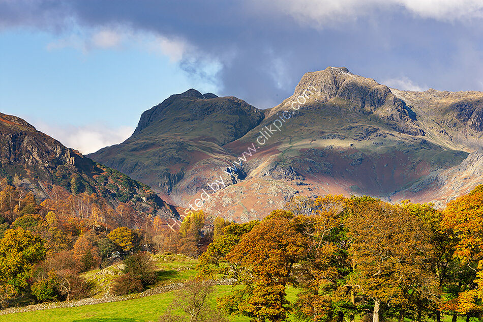 Langdale Pikes from Clappersgate 2