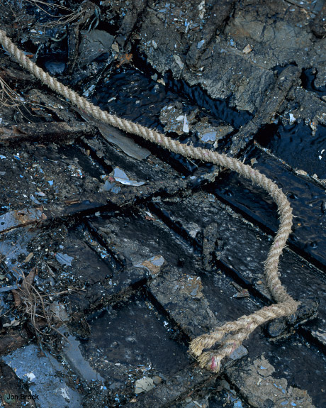 'Rope in the boat'