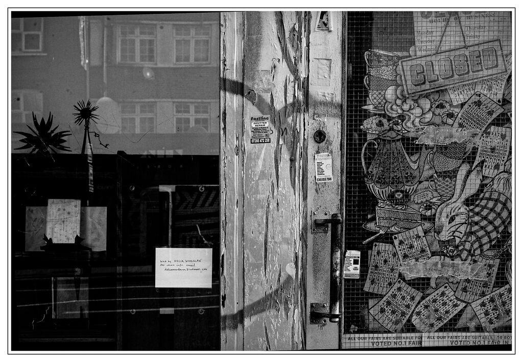 1 Delia Woodman A Window For The World