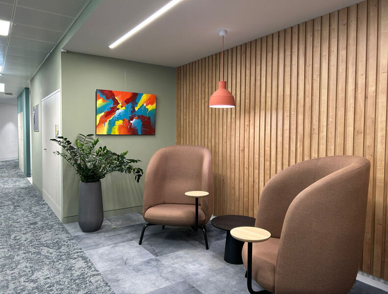 Little Van Gogh, Art in Offices