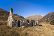 Coireshubh derelict steading, Kinloch Hourn