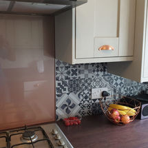 splashbacks by vista and browns 2000 glass,kitchens insynk ltd