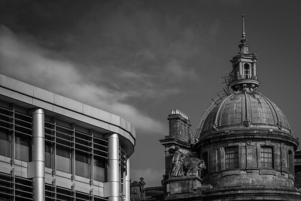 01 old and modern structure..
