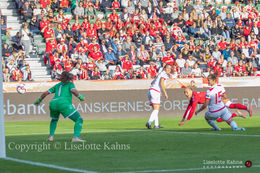WMS NT, Denmark vs. Malta, Viborg 2019. Sanne Troelsgaard is heading towards goal