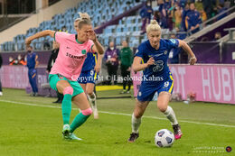 Bethany England (#9 Chelsea) and Ana Crnogorcevic (#18 FC Barcelona) battle for the ball in the UEFA Women's Champions League Final, Chelsea vs. FC Barcelona