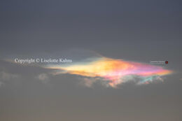 A rare (but very fascinating) display of Polar Stratospheric Clouds (PCSs) in Vendsyssel, Denmark