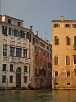 Venice between palaces