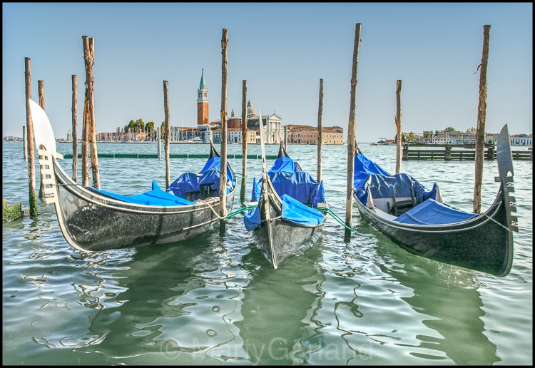 gondolas colour