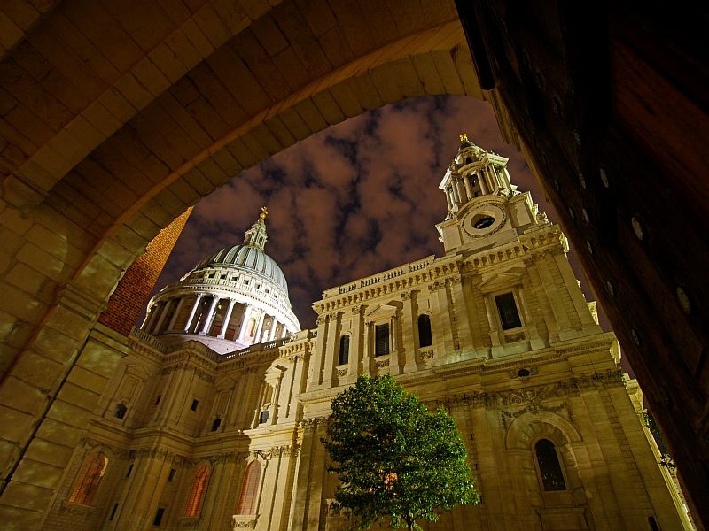 St Paul's from Temple Bar