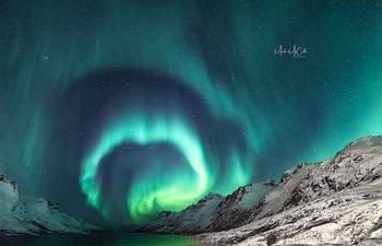 Aurora rings, Arctic Norway